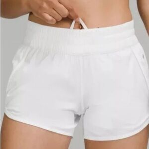 Lululemon Athletica White Tracker 4” Shorts Size 6